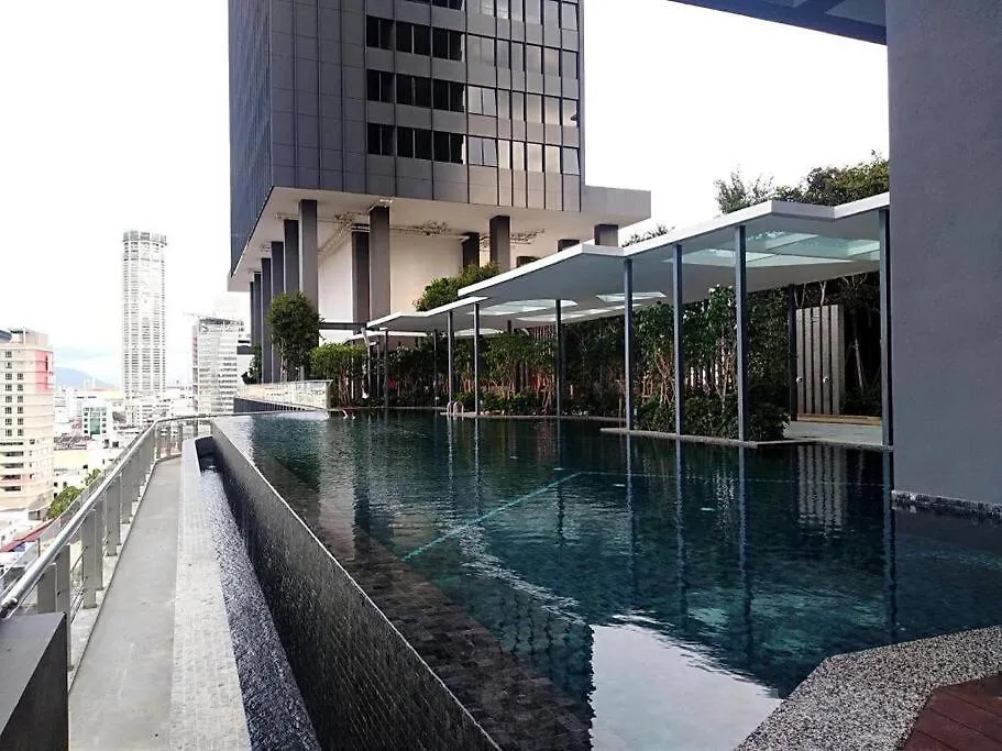 Dual Key 3Br At Macalister 218 Georgetown 32 Wl Daire Malezya
